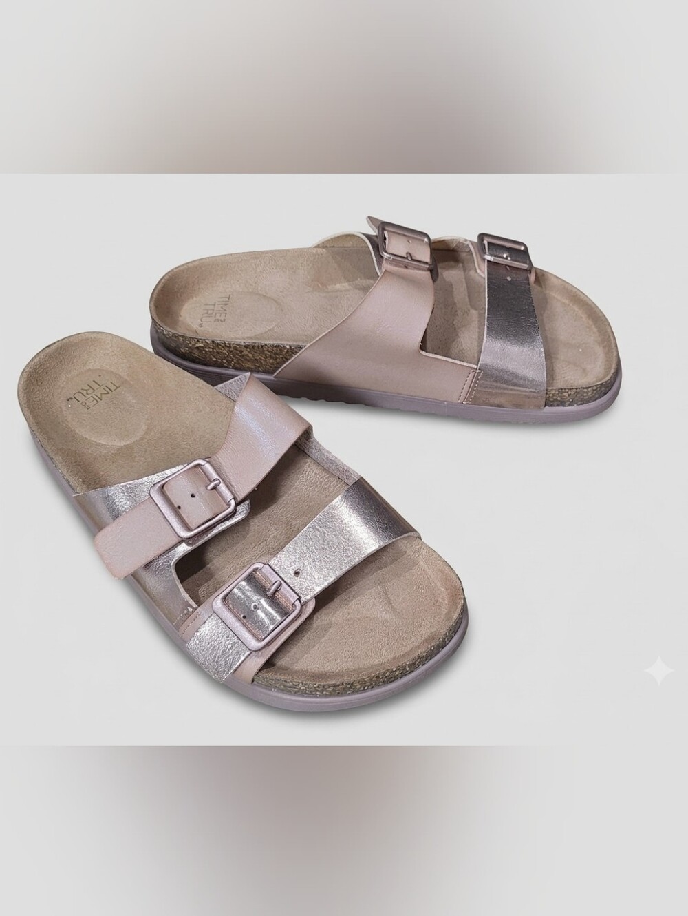 💥Time and Tru Women’s Tan Gold 2 Tone Faux Leather Double Buckle Sandals Size 8